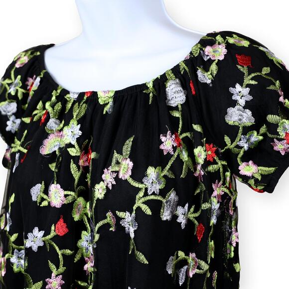 Kimchi Blue Black MIni Embroidery Shift Dress S - Picture 2 of 9